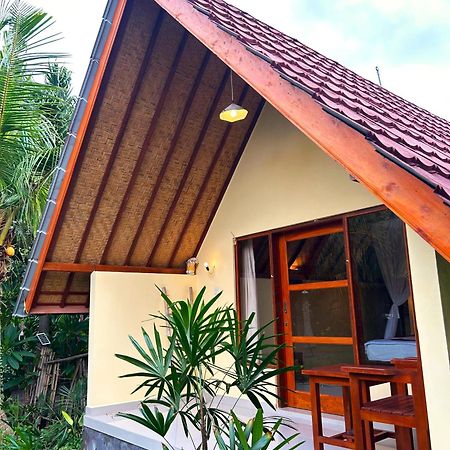 Hotel Toke Menjangan Banyuwedang Exterior foto