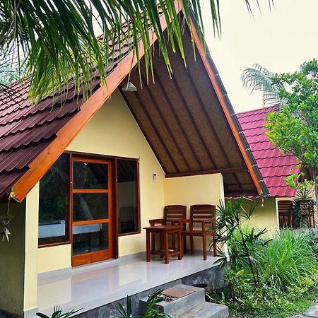 Hotel Toke Menjangan Banyuwedang Exterior foto